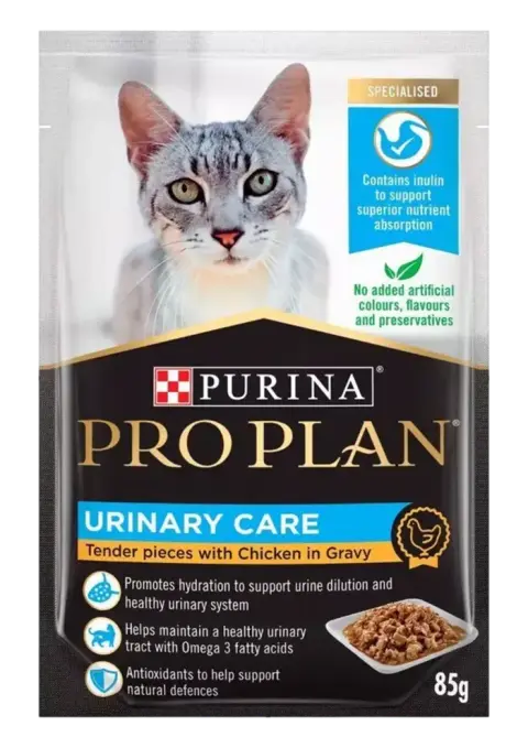 urinary care tender pieces with chicken in gravy